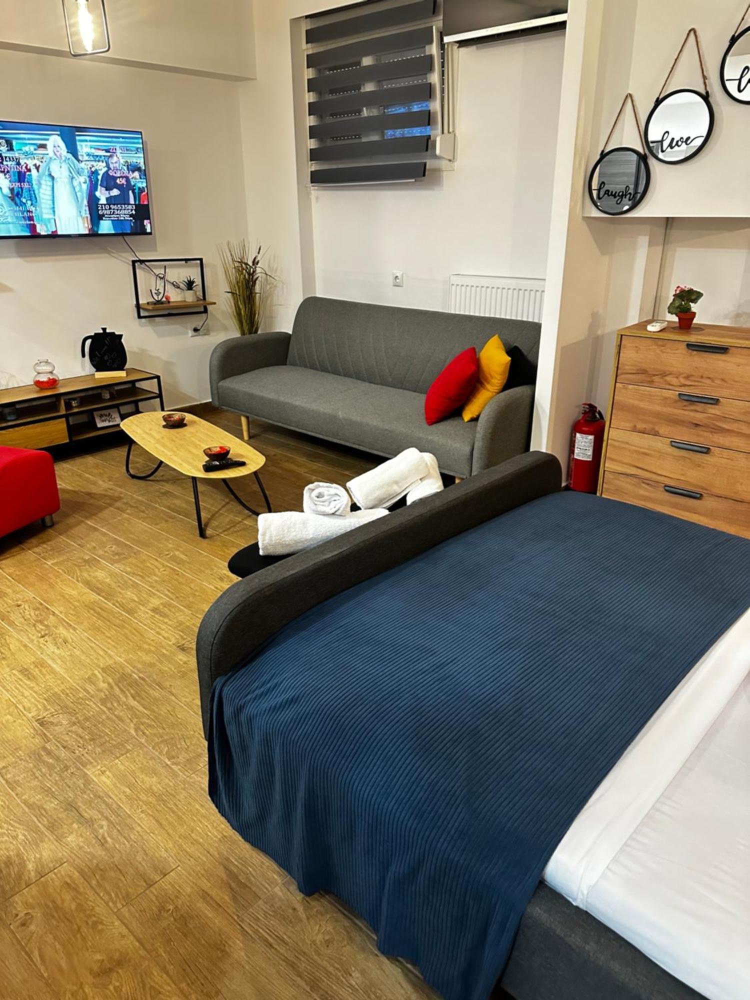 One-Bedroom Apartment